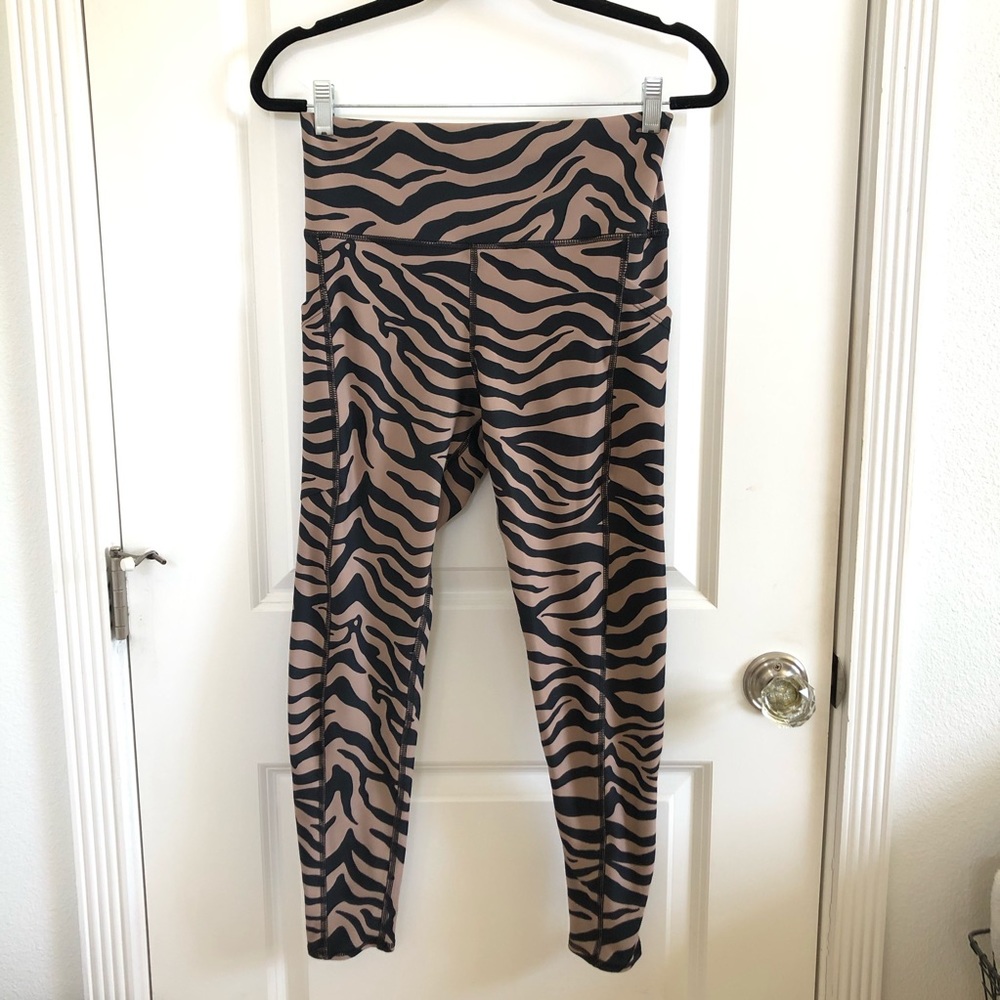 Savvi Geo leggings- black taupe zebra